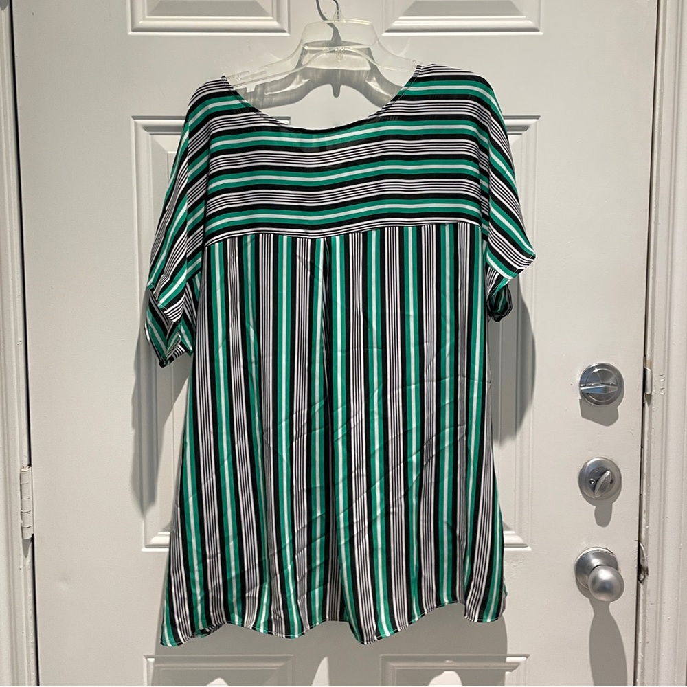 Cato Striped Front Knot High Low Top, Size 22/24W (3X), Green White Black Flowy - Picture 8 of 9